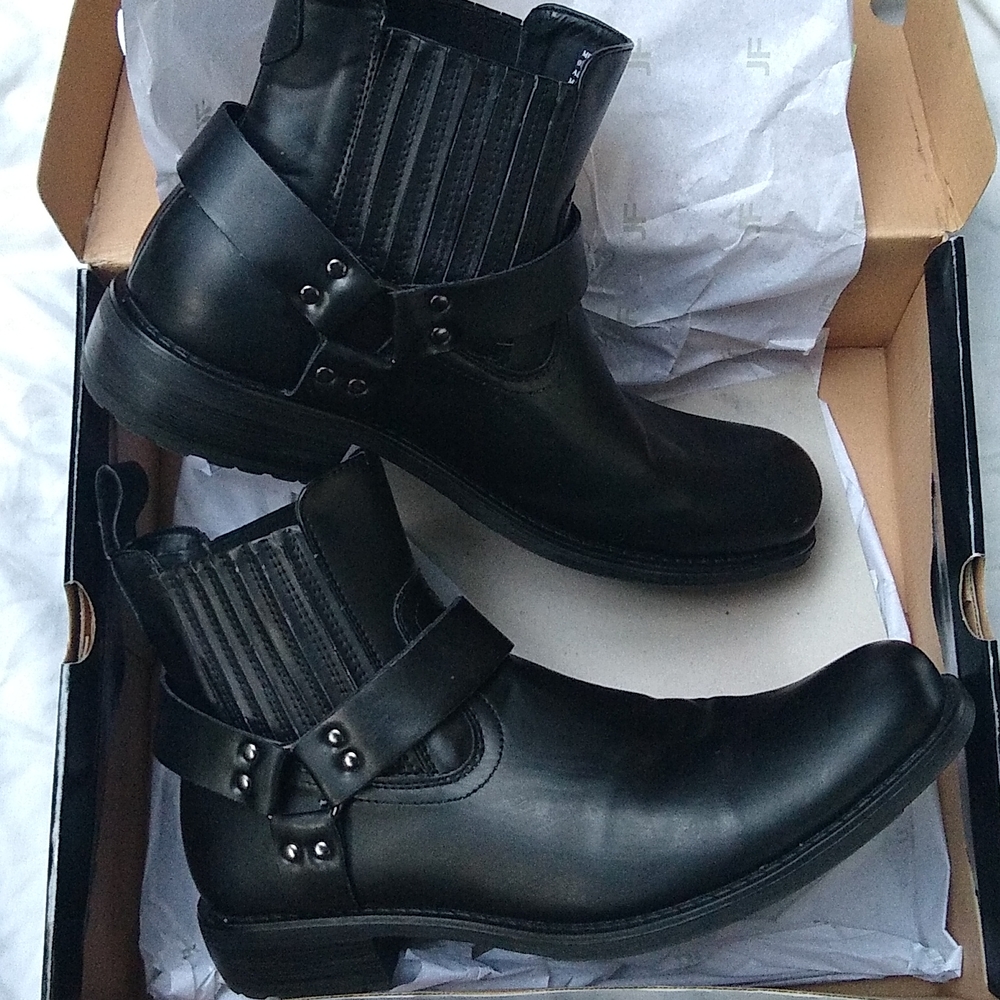 Men's Dress Boots